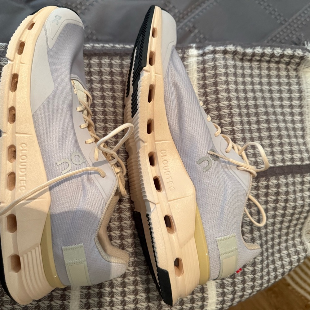 On Cloud Sneakers in Beige and Gray
